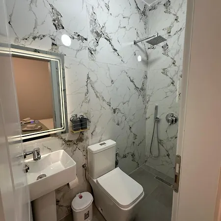 Lexhulo Room's